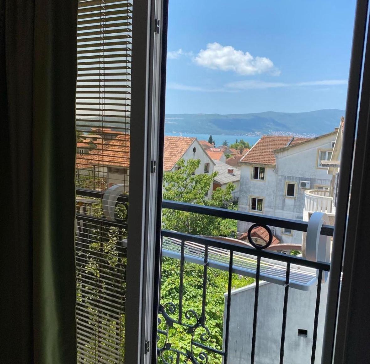 Apartments M&T Tivat Kültér fotó